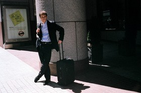 business-man-suit-at-airport-by-juicyrai.jpg